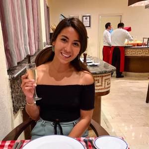 Meet your Posher, Zoe